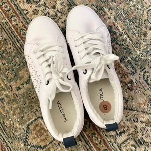 Nautica White Comfy Sneakers